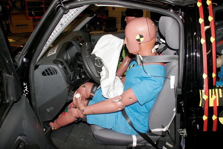 Kierowca Isuzu najadłby się strachu