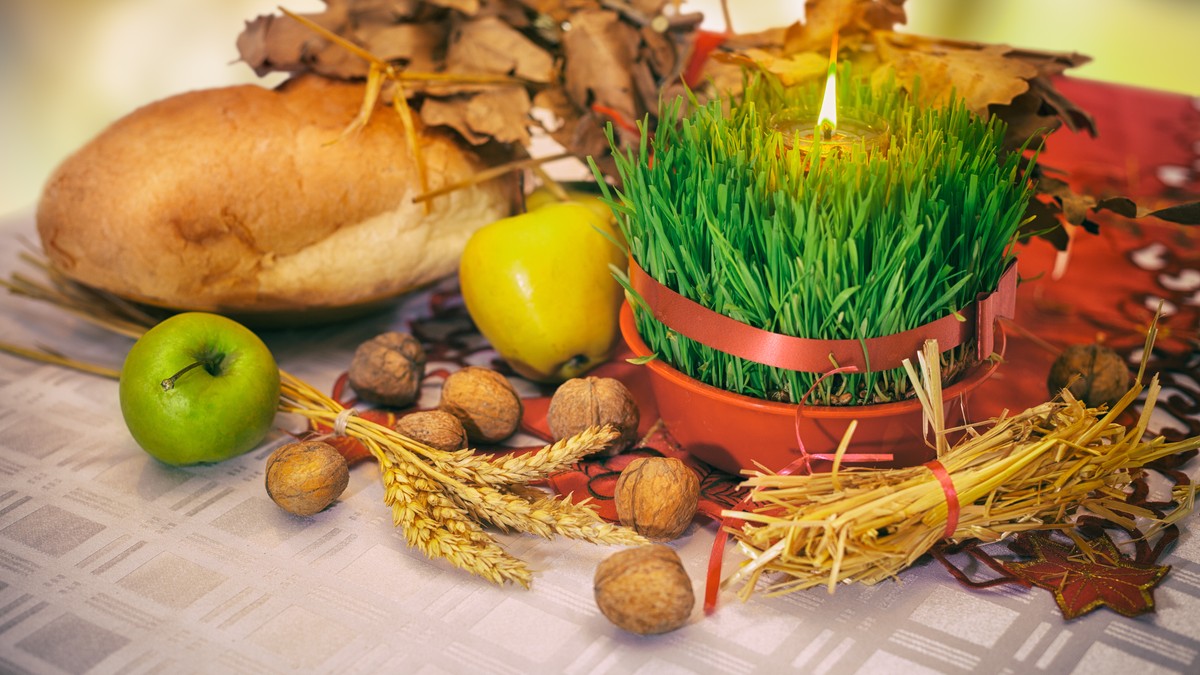 Najlepše poruke za Badnji dan, jutro i veče: Obradujte svoje najmilije