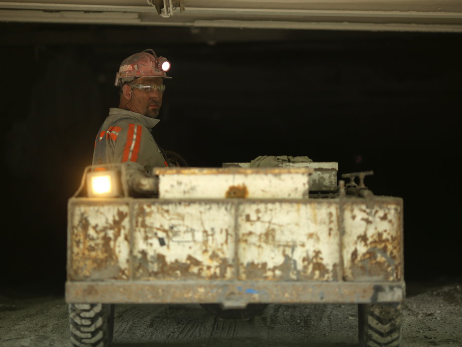 Nick Browning enters a coal mine prior to the start of the afternoon shift at a coal mine near Gilbert, West Virginia May 22, 2014.