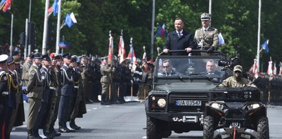 Wojsko przeszło przez Warszawę. Imponujące ZDJĘCIA