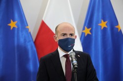 Budka chce miliona szczepień tygodniowo. Jest ODPOWIEDŹ posła PiS