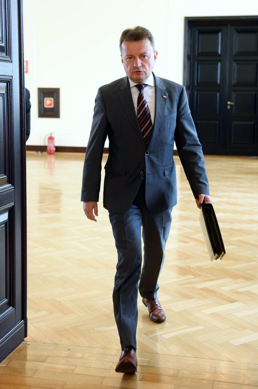 Minister nie mógł odmówić Kaczyńskiemu. Teraz się męczy