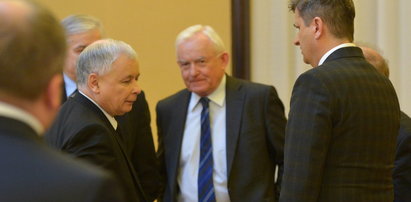 Kaczyński nie podał ręki Palikotowi