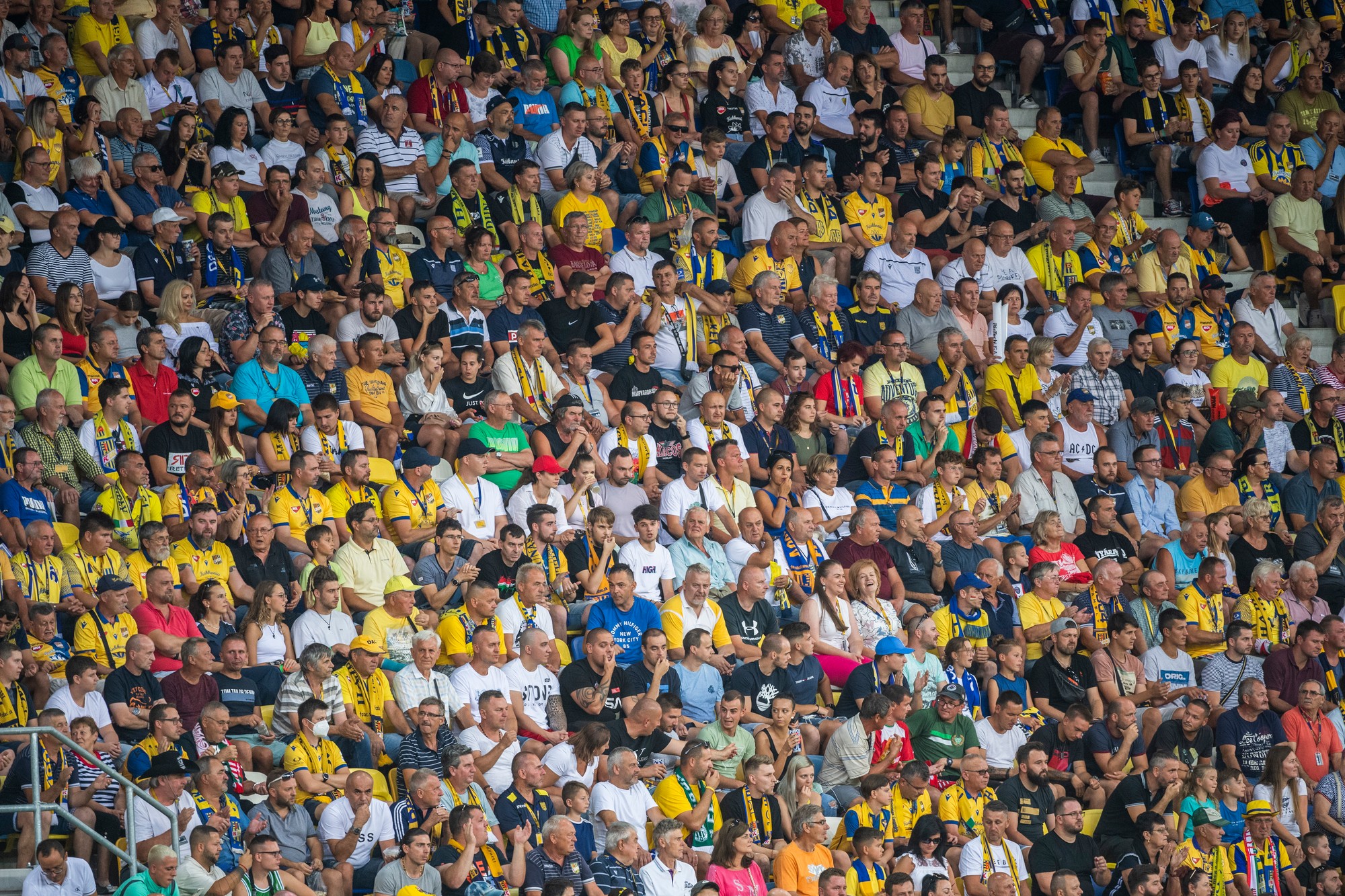 Diváci počas zápasu FC DAC 1904 Dunajská Streda - FCSB.