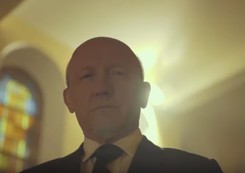 Artur Barciś wycięty z serialu 'Osiecka'. Kogo zagrał?