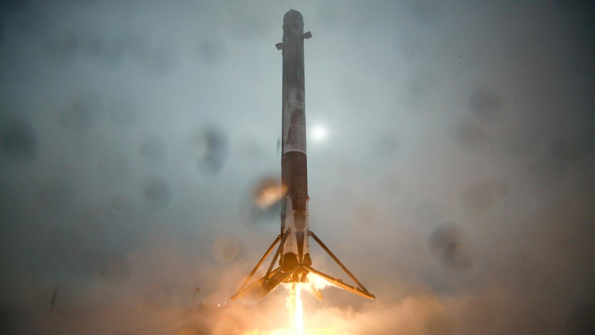 rakieta Falcon 9 SpaceX