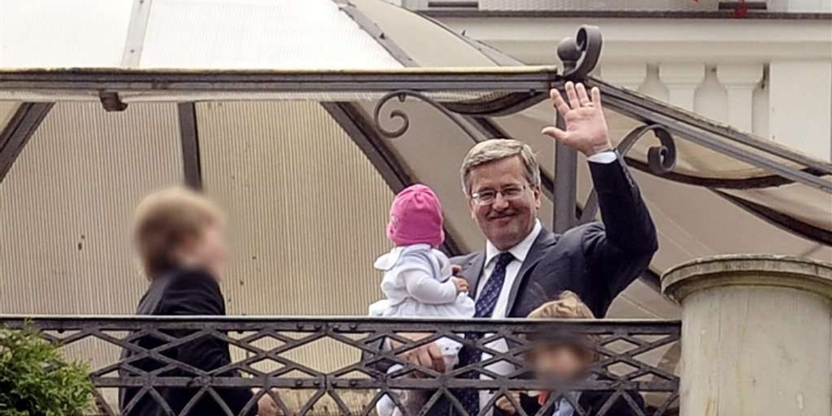 Prezydent Komorowski ochrzcił wnusię! FOTO