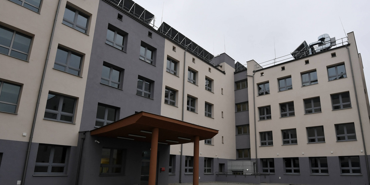 Konflikt wokół szpitala w Radomiu zakończony dymisją dyrektora. 