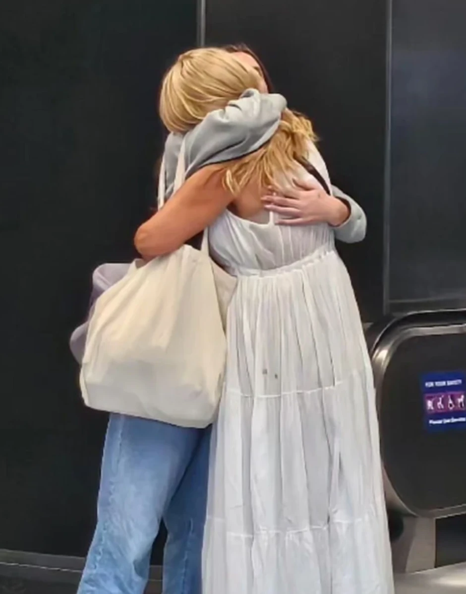 Vesna Dedić sa ćerkom Lenkom u Americi