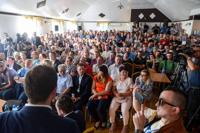 Spotkanie poświęcone budowie lotniska w Baranowie