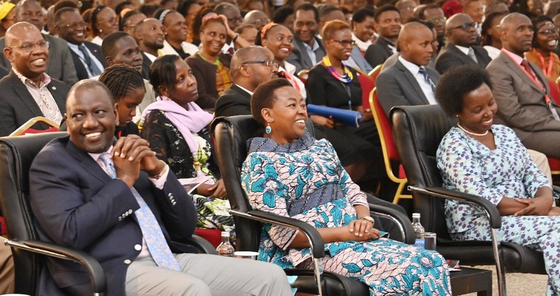 President William Ruto, First lady, Mama Rachel Ruto with other congregants and the clergy at Christ is the Answer Ministries in Karen, Nairobi on Sunday, November 27, 2022