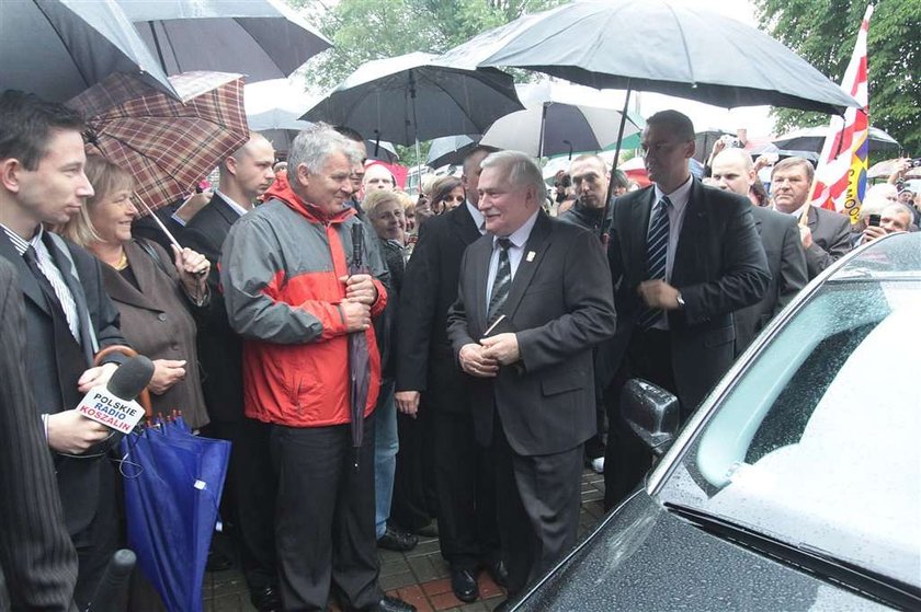 Bliscy żegnają Andrzeja Leppera