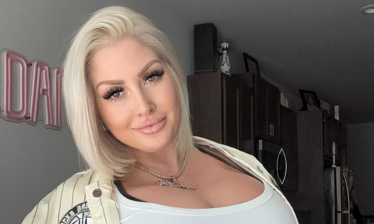 Wydała ponad 250 tys. zł, żeby upodobnić się do Barbie. "Uważam, iż jest piękna"