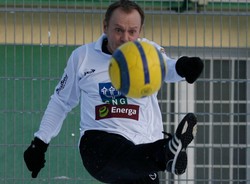 Premier jest nieugięty. Zamknie kolejne stadiony?