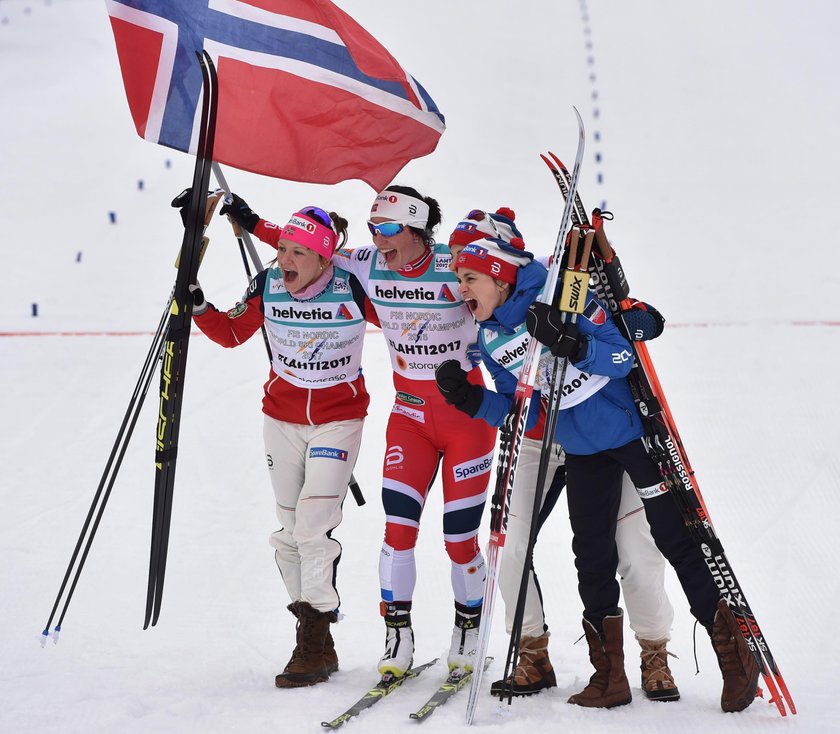 Marit Bjoergen wygrywa, a Heidi Weng... oszukuje? Afera po pechu Kalli