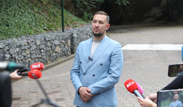 Uroš Živković krsti sina