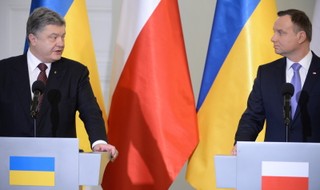 Spotkanie Duda-Poroszenko: Praktycznie o wojsku. Ogólnie o historii