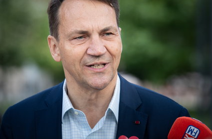 Radosław Sikorski o aferze wizowej: podniosłem ceny, polskie wizy były najtańsze