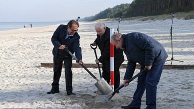 Początek budowy przekopu Mierzei Wiślanej. Krytyka marszałka woj. pomorskiego i sprzeciw ekologów