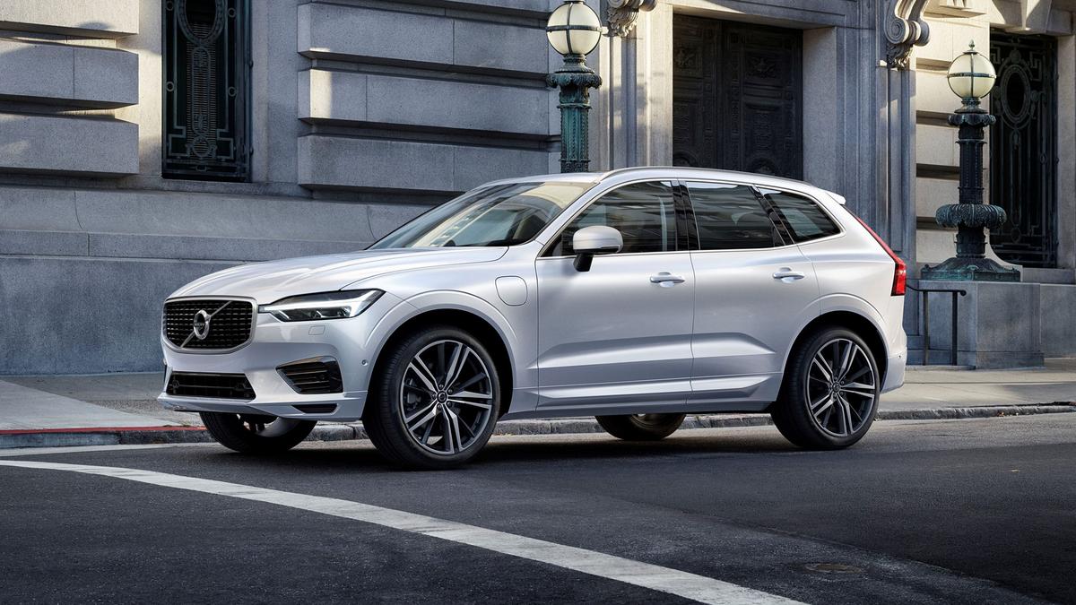 Volvo XC60. Benzyna kontra diesel, co się bardziej opłaca