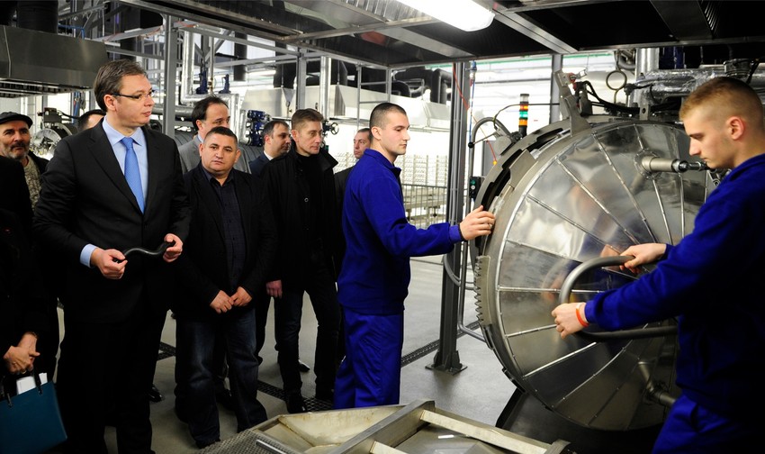 Vučić na otvaranju fabrike autodelova u Rumi