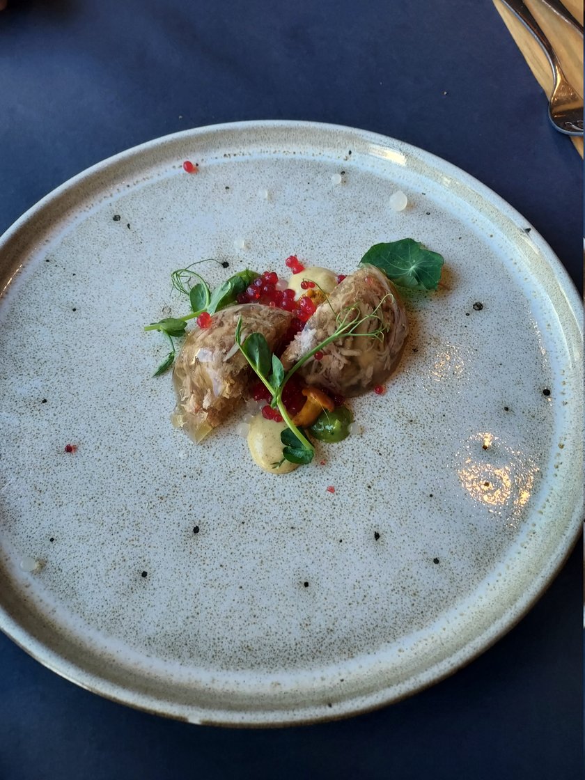 Zjadłam lunch z deserem za mniej niż 70 zł w ekskluzywnej restauracji Elixir. Jak to możliwe?