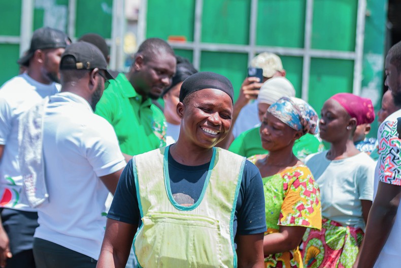 Alhaji Fawan Foundation spreads love and joy to kayayei sisters during Eid