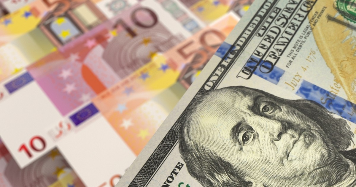 Wojna celna zamiesza na rynku walutowym. Oto aktualne wyceny euro i dolara
