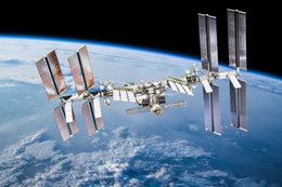 Amerykanie potwierdzają lot Polaka w kosmos. Mówią o "stałym domu poza naszą planetą"