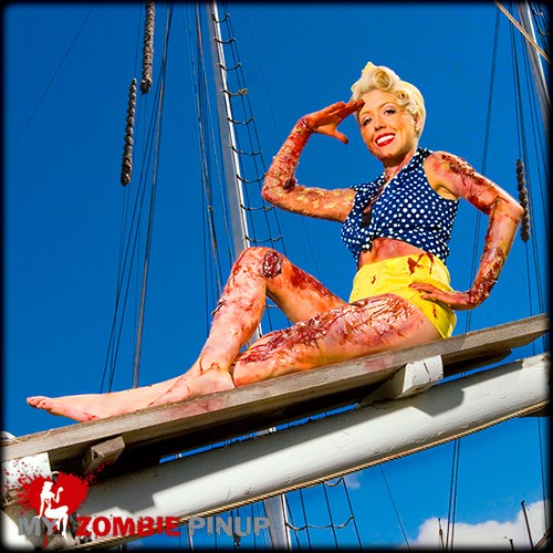 Kalendarz 'My zombie pinup', który przedstawia 12 dziewcząt-zombie odwołuje się stylistyką do modnych w latach 50. fotografii ze skąpo ubranymi, uśmiechniętymi dziewczętami , tzw. pin-upów