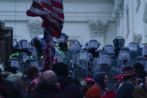 Eksperci wróżą, że władze wprowadzą zakaz organizowania legalnych protestów na Kapitolu i w najbliższej okolicy. 