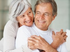 Dzień Babci i Dziadka. Sanepid ostrzega, czego nie kupować na prezent