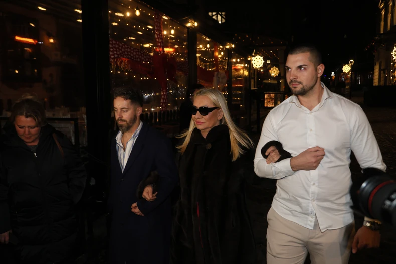 nastup Vesne Zmijanac u Dva jelena