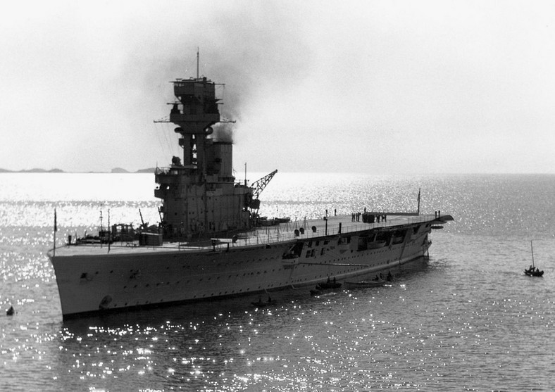 HMS Hermes (służba w latach 1924-1942)