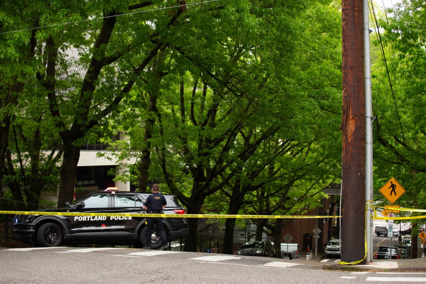 Policija kod atletskog kluba Maltnoma u Portlandu