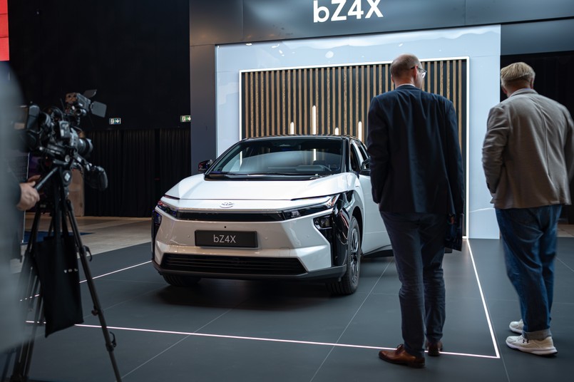 Nowa Toyota bZ4X