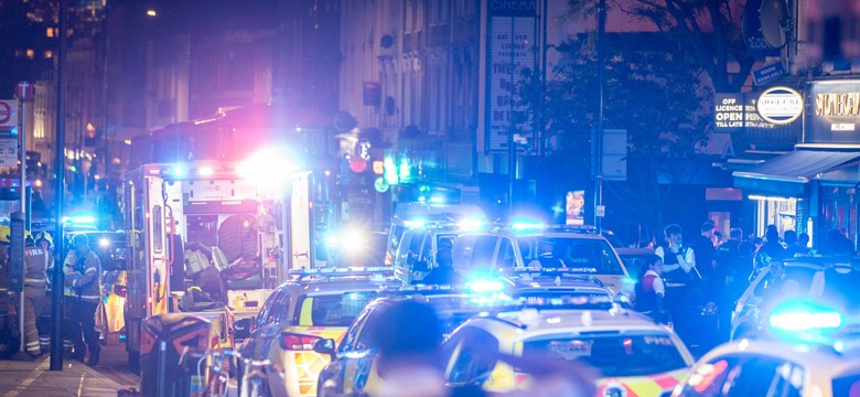 Atak nożowników w pociągu do Londynu. Jest wielu rannych