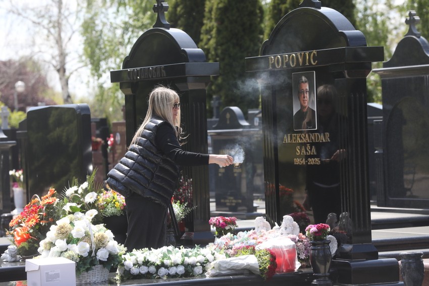 Novo bežanijsko groblje rođendan Saše Popovića
