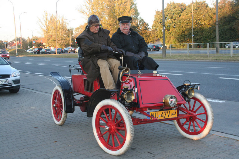 Polska załoga w rajdzie najstarszych pojazdów świata Londyn-Brighton