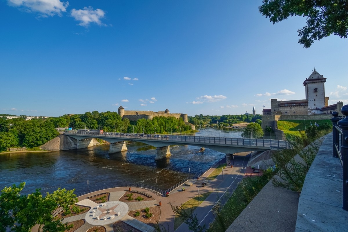 Graniczna rzeka Narwa