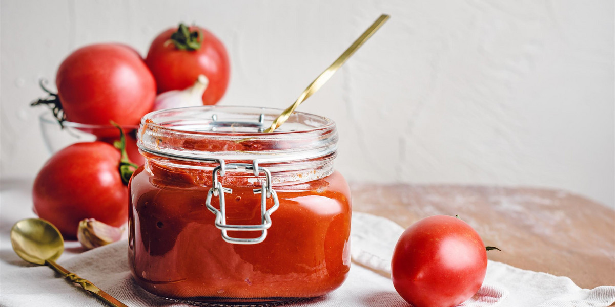Koncentrat pomidorowy zrobimy z zaledwie 3 składników.