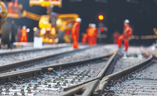 Pociągi pojadą szybciej? Szansa na kolejowe przyspieszenie