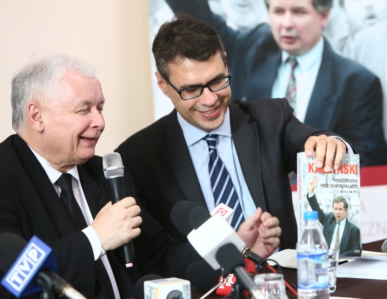 Jarosław Kaczyński oraz Michał Karnowski w 2016 r.