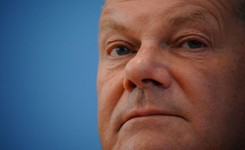 Scholz: Będziemy ścigać zbrodnie wojenne Putina