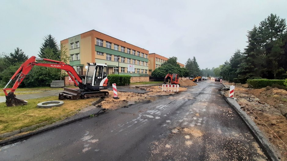 Remont ul. Kazimierza Wielkiego w Pszczynie - 05.07.2022 - autor: Arkadiusz Gardiasz - radny Rady Miejskiej w Pszczynie