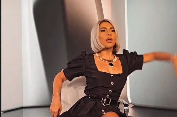 (VIDEO) EVO ŠTA RADI JOVANA JEREMIĆ PRE JUTARNJEG Objavila snimak vrelog plesa, ide oko stolice u nikad kraćoj haljini