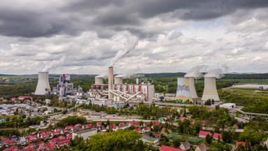 Czesi podbijają stawkę w sporze o Turów