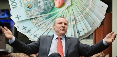 Kurski nie odejdzie z pustymi rękami. Słono dopłacą mu do emerytury