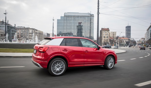 Audi Q2 120218 RAS foto o bunic