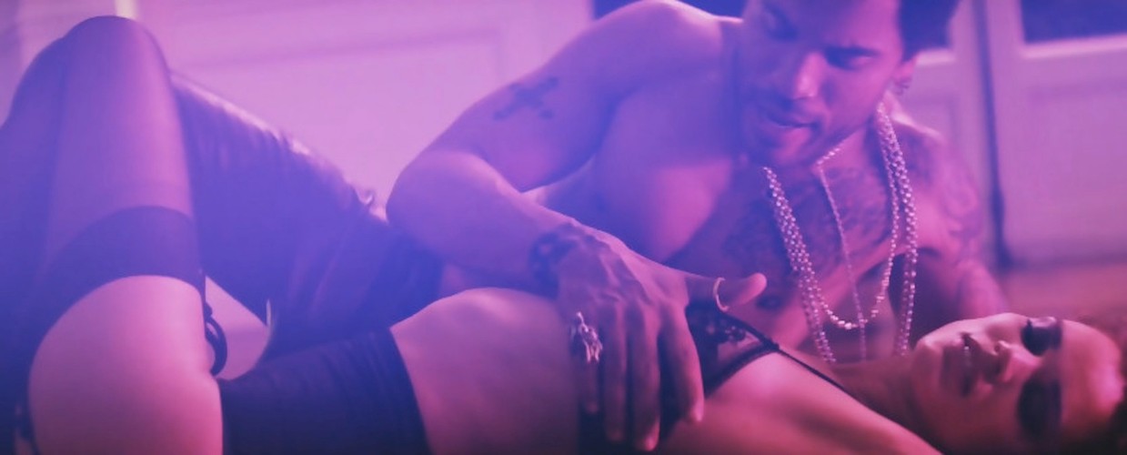 Lenny Kravitz i Rianne Ten Haken w klipie do 'The Chamber'